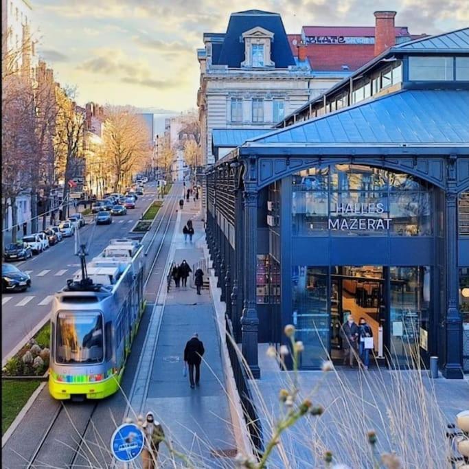 Hote Stephanois Studio, Parking& Borne Electrique 생테티엔 외부 사진